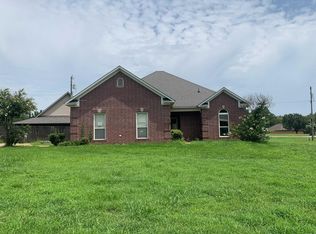 202 N Ash St, Perryville, AR 72126