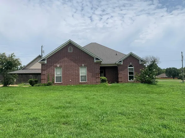 202 N Ash St, Perryville, AR 72126