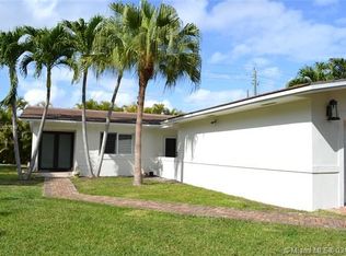 7111 SW 92nd St, Pinecrest, FL 33156