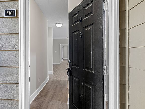 3rd image of 5101 Walden Park Dr #5101