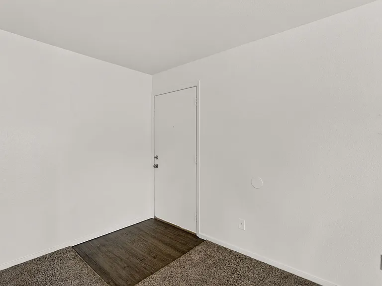 13130 SE Powell Blvd — Photo 10
