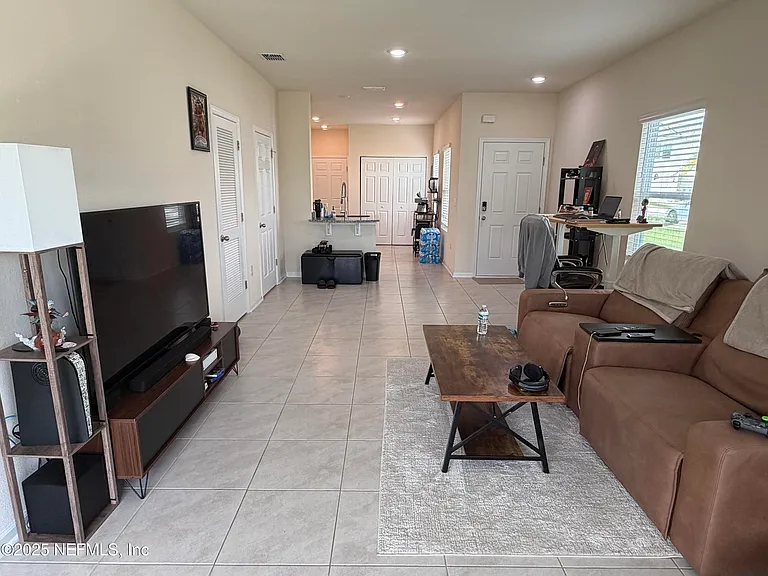 64 Java Ln — Photo 12