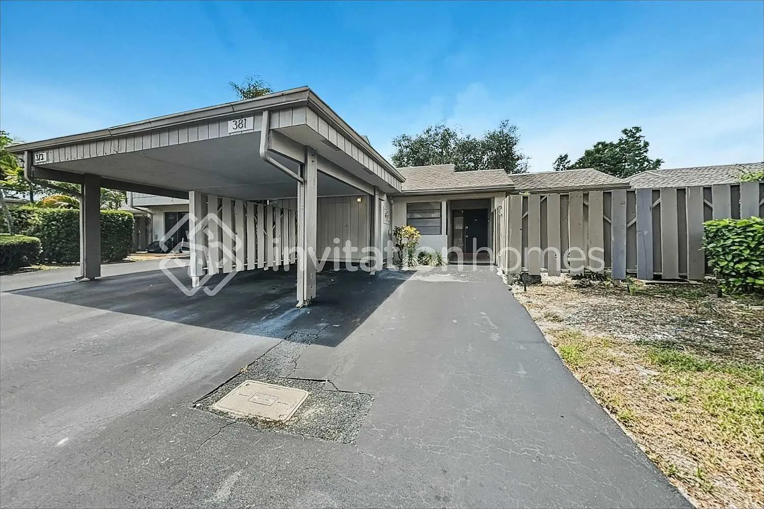 381 Wildwood Ln E Deerfield Beach, FL 33442 — Photo 1
