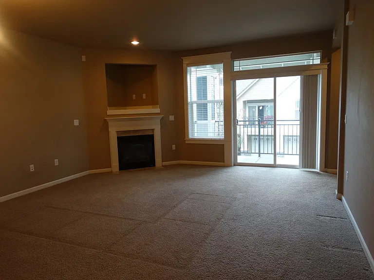 3640 Summerlinn Dr — Photo 2