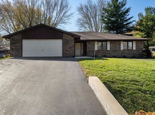 7337 Furrow Ct, Cherry Valley, IL 61016