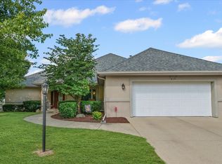 413 Beringer Cir, Urbana, IL 61802