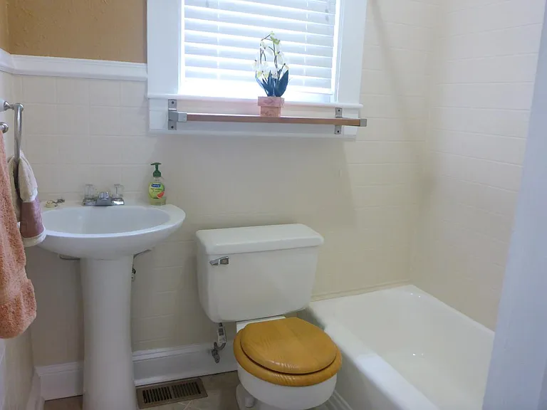 Bathroom 3