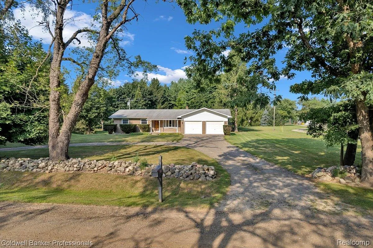 3252 Hosner Rd photo 1