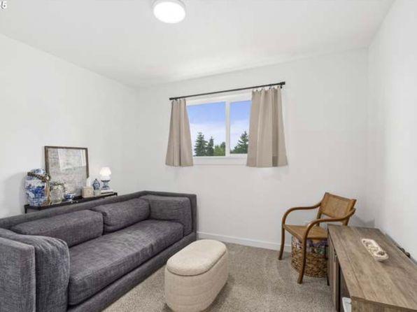 1007 Peach Rd Unit B