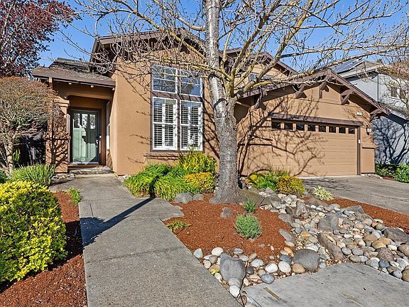 3rd image of 27 Presidio Drive