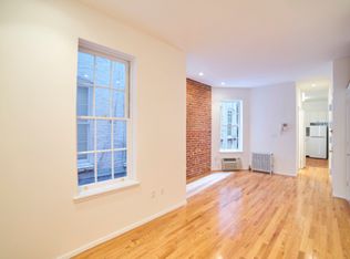 316 E 84th St APT 2E, New York, NY 10028