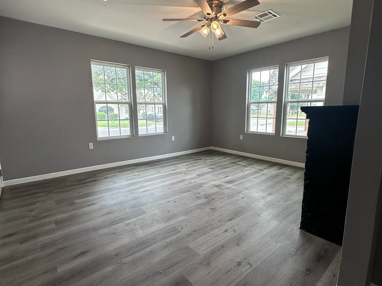 2 bed, 960 sqft, $1,000 — Photo 3