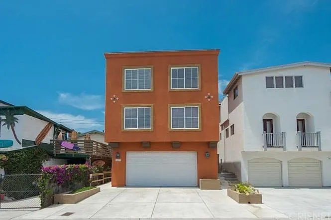 Santa Paula Ave, Oxnard — Photo 2