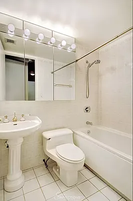 Rented by Douglas Elliman | media 8