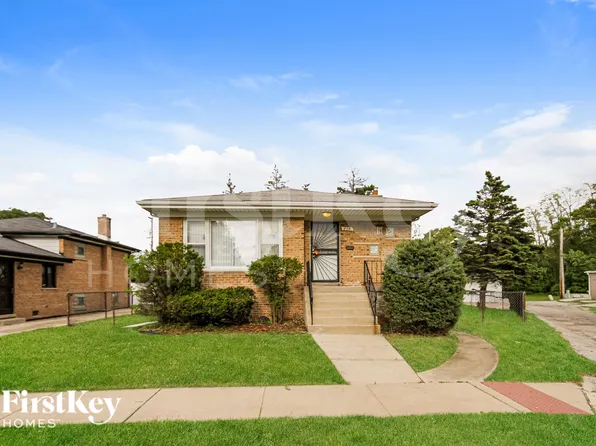 659 Paxton Ave, Calumet City, IL 60409