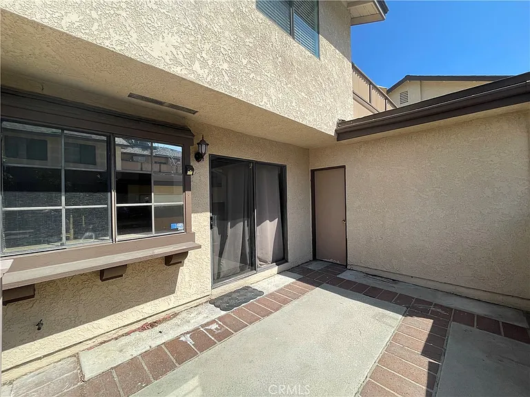 21648 Laurelrim Dr #D — Photo 14