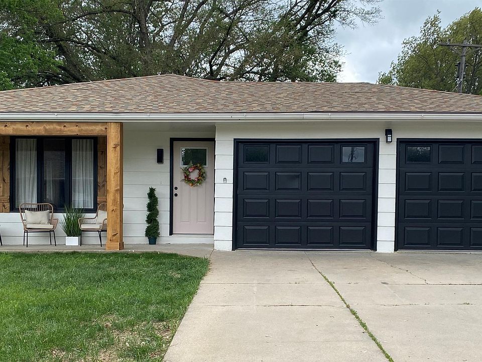 1515 Darwin St Beatrice NE 68310 Zillow