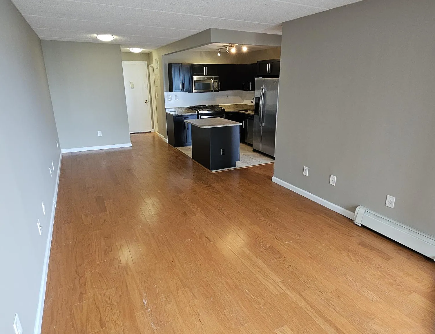 1 bed, 675 sqft, $2,700 — Photo 4