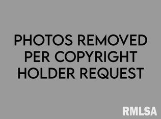 4411 Baker Ln, Peoria, IL 61607