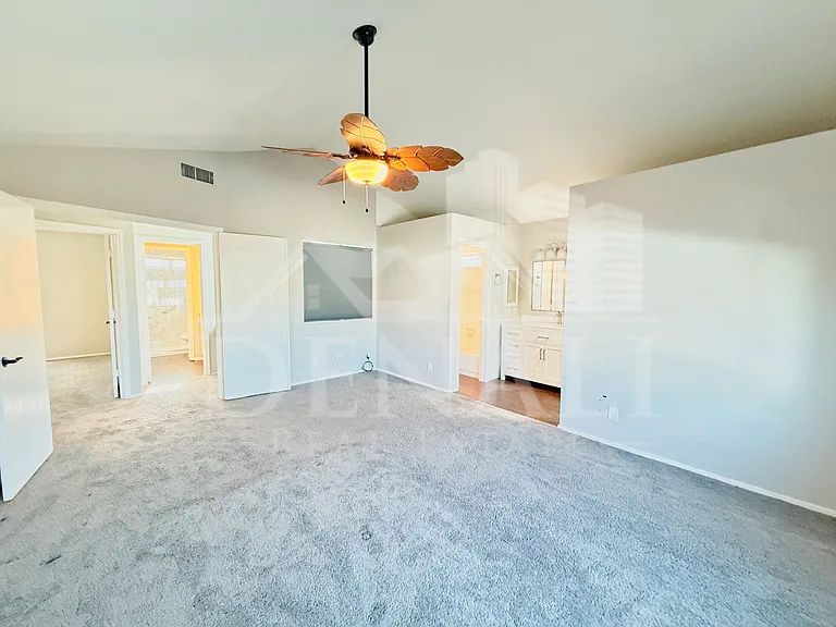 1114 S Surfside Dr — Photo 14