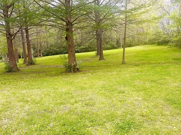 Maple Grove Rd, Troy, IL 62294