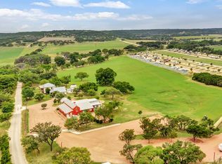 197 Rock House Dr, Fredericksburg, TX 78624