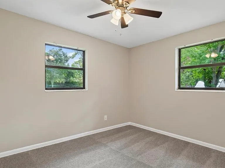 2846 W 8th St — Photo 17