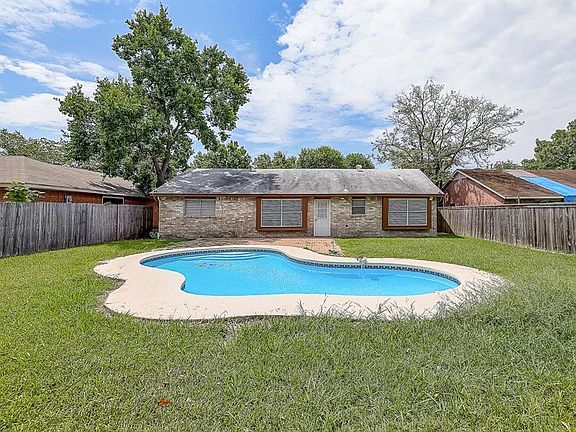5th image of 1609 Hillwood Dr