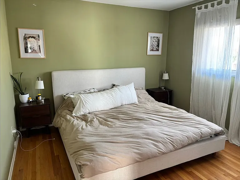 1041 Euclid St #E — Photo 9