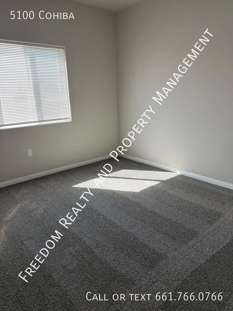 Gorgeous New Construction Single-Family Home for Rent — Photo 2