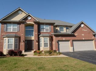 911 Stony Creek Ln, Yorkville, IL