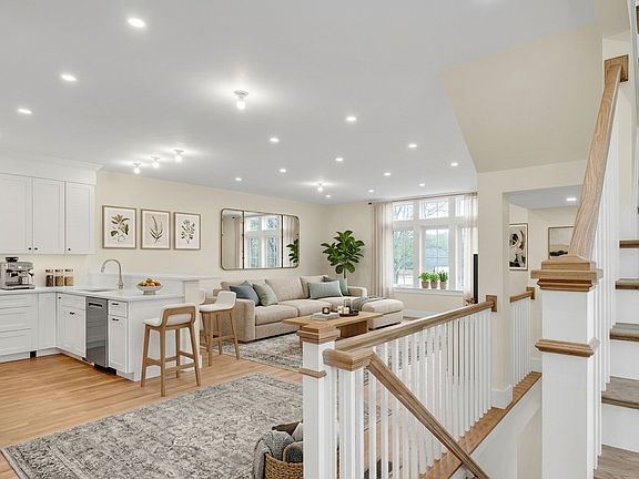 3rd image of 72 Oakland St #1