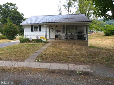 545 Winchester St, Paw Paw, WV, 25434