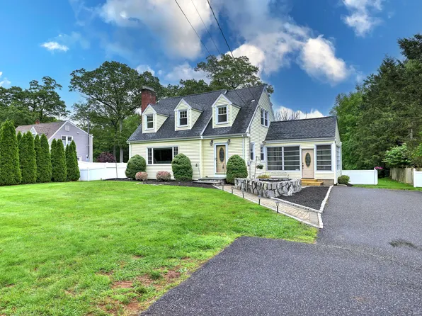 202 Mountain Road, Cheshire, CT 06410