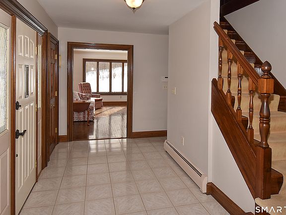 5th image of 55 Whites Hill Road