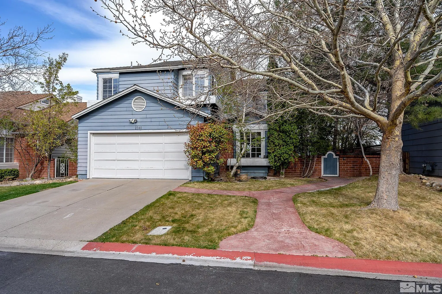 2360 Overlook Ct photo 1