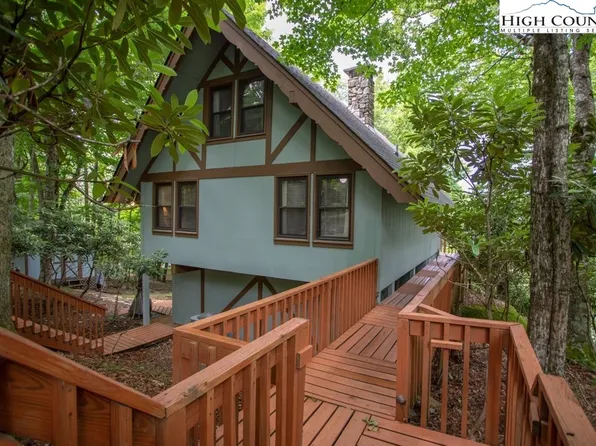 910 Charter Hills Road, Beech Mountain, NC 28604