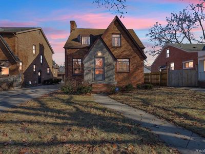 14894 Greenview Rd, Detroit, MI, 48223
