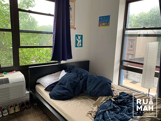 Rented by Rumah Realty Inc | media 14