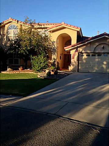 1st image of 625 Willow Brook Way