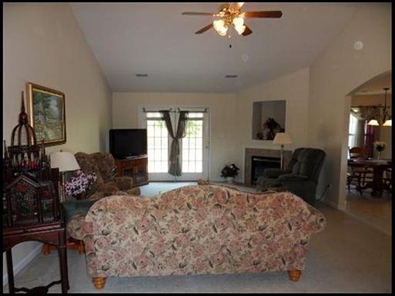 5th image of 12906 Sanderling Ln