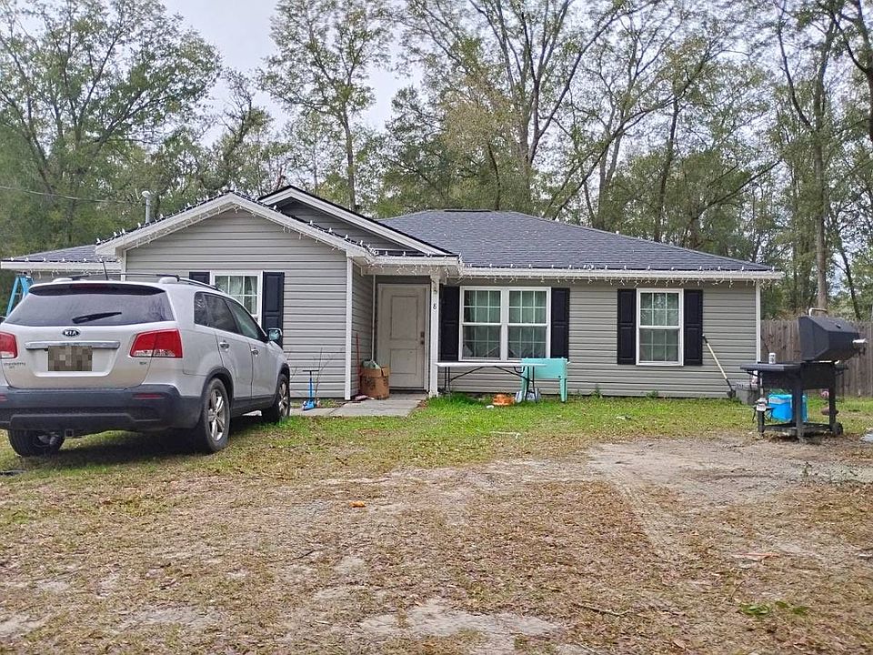 1st image of 8 Oak Ridge Cemetery Rd