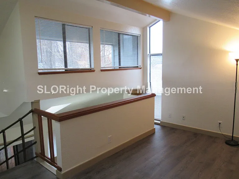 469 Sandercock St #C — Photo 7