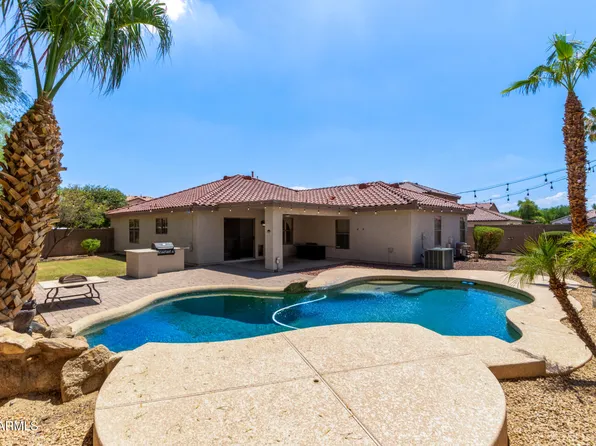 2082 E WILDHORSE Drive, Chandler, AZ 85286