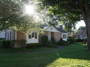 210 Jamestown Rd, Stratford, CT 06614