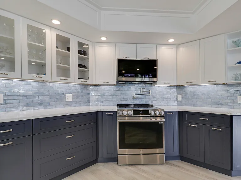 515 Bay Colony Dr N — Photo 10