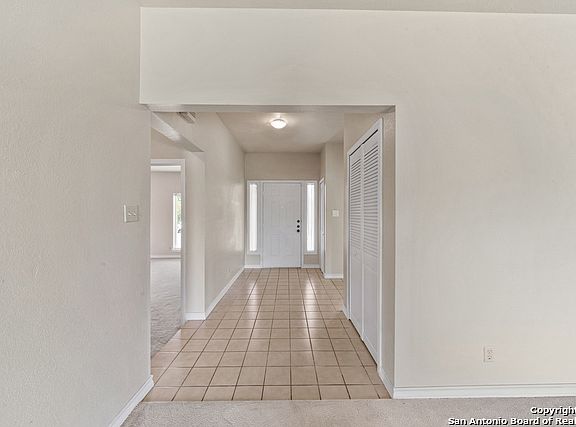 3rd image of 28233 Royal Ascot Dr