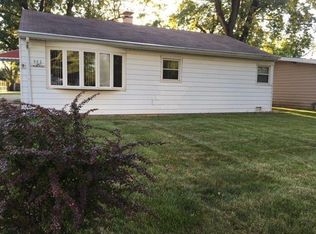 542 S Clarendon Ave, Addison, IL 60101