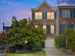6330 Locust Tree Ln, Alexandria, VA 22312