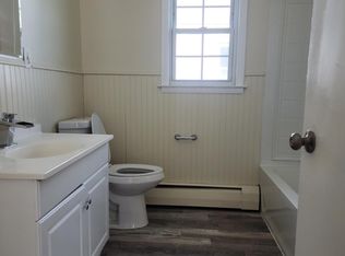 80 Dix St, Hamden, CT 06514